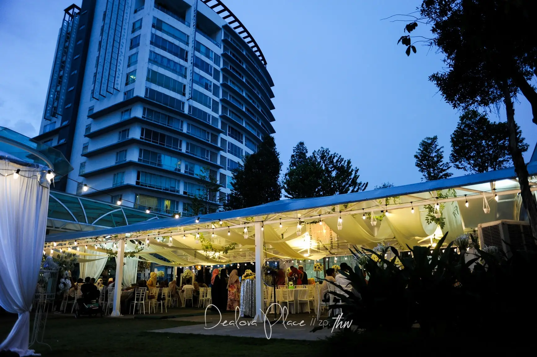 Dealova Place Sunway Nexis Static wedding and events ad: Showcase ad for dealova Place