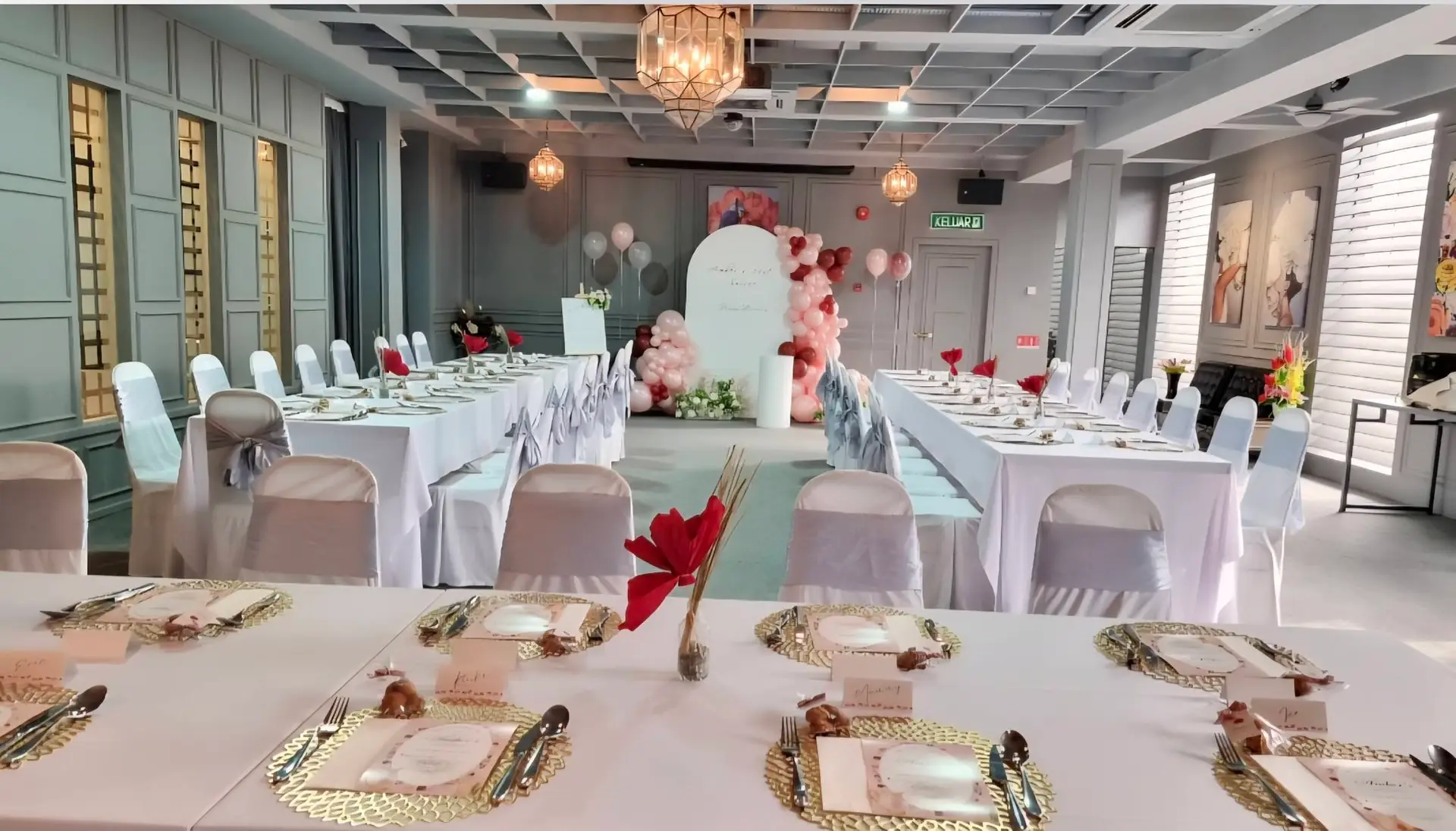 Regno KL Carousel food and beverage ad: Discount ad: celebrate birthdays and weddings from RM4,300, frame 4 of 4