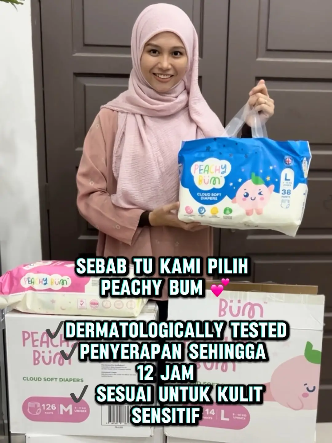 Peachy Bum Malaysia Carousel baby care ad: Curiosity-hook ad: parents, want truly comfortable diapers?, frame 3 of 5