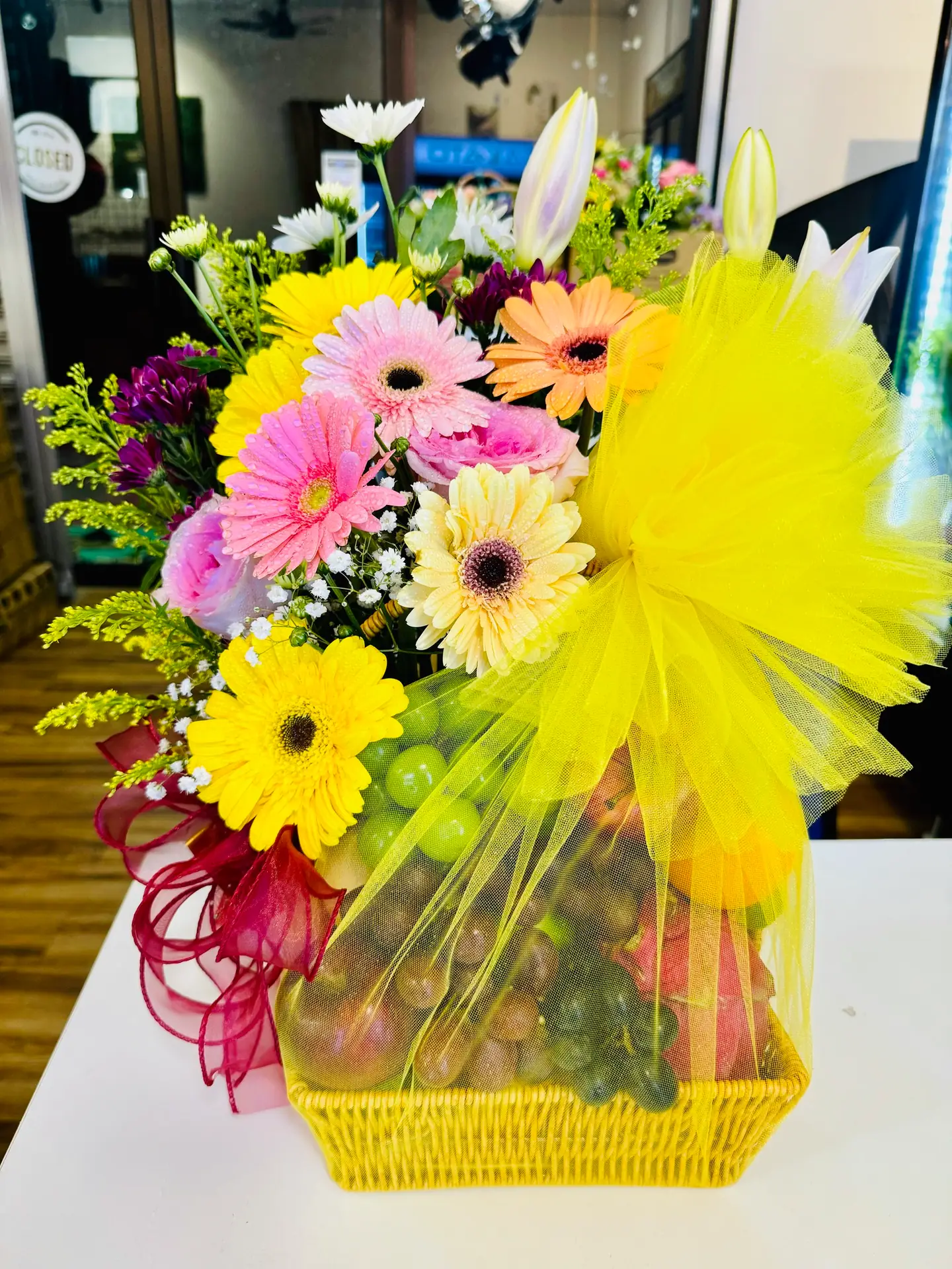 Mek Geboo Surprise Carousel florists and gifting ad: Showcase ad for 𝗧𝗔𝗞 𝗦𝗔𝗡𝗚𝗞𝗔 𝗼𝗿𝗱𝗲𝗿 𝗟𝗔𝗦𝗧 𝗠𝗜𝗡𝗨𝗧𝗘 𝗽𝘂𝗻 𝗯𝗼𝗹𝗲𝗵 𝘀𝗮𝗺𝗽𝗮𝗶 𝗢𝗡 𝗧𝗜𝗠𝗘
