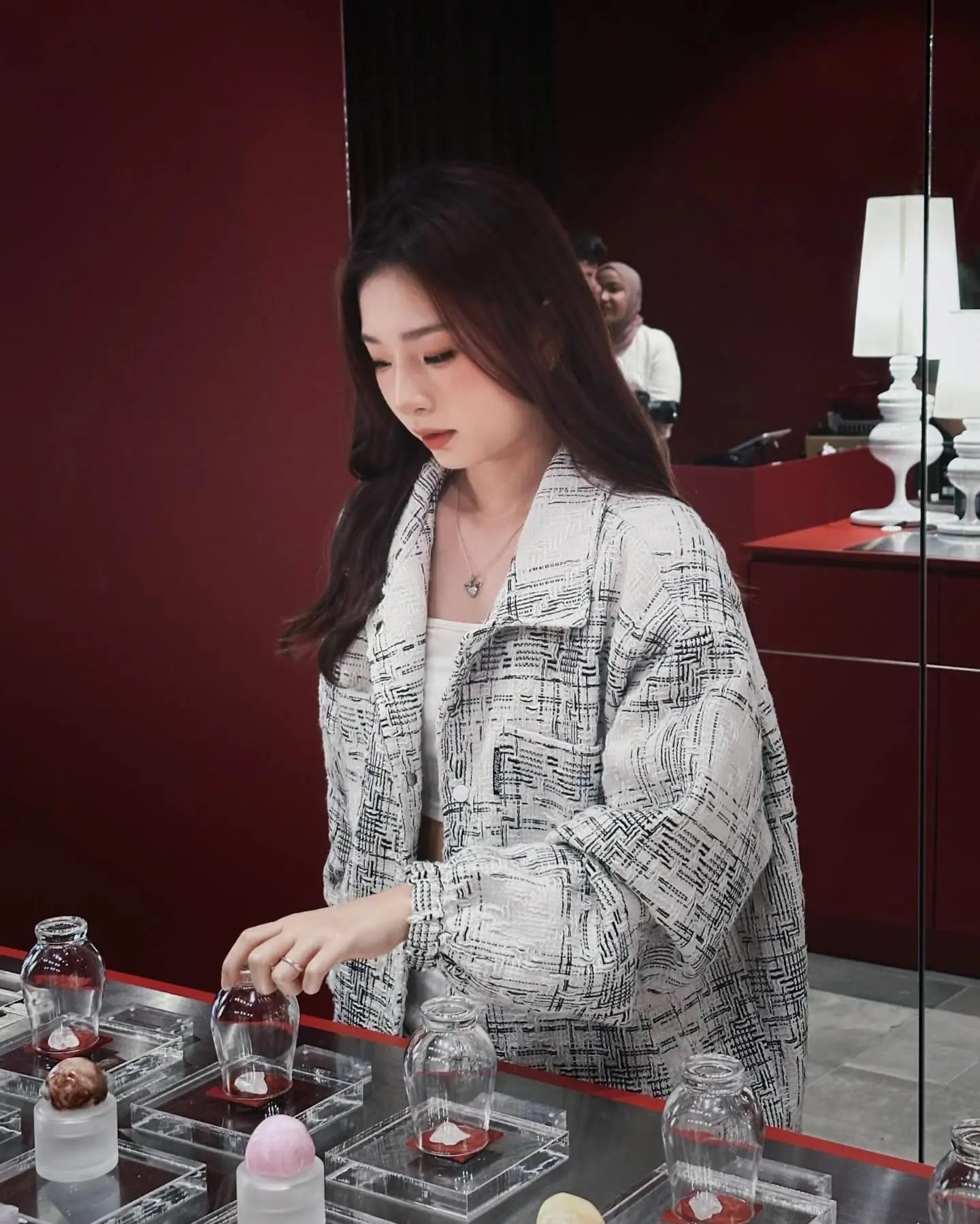 CLEF Beauty Carousel skincare ad: Lifestyle ad for an influencer styled with the brand’s shopping bag, frame 2 of 6