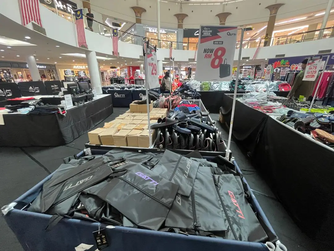 Athlete Sports | Rawang Carousel sports and outdoor ad: Showcase ad for 𝐆𝐀𝐓𝐓𝐈 𝐒𝐏𝐎𝐑𝐓𝐒 𝐉𝐔𝐀𝐋𝐀𝐍 𝗠𝗘𝐆𝗔 @ 𝗗𝗔𝗧𝗔𝗥𝗔𝗡 𝗣𝗔𝗛𝗟𝗔𝗪𝗔𝗡