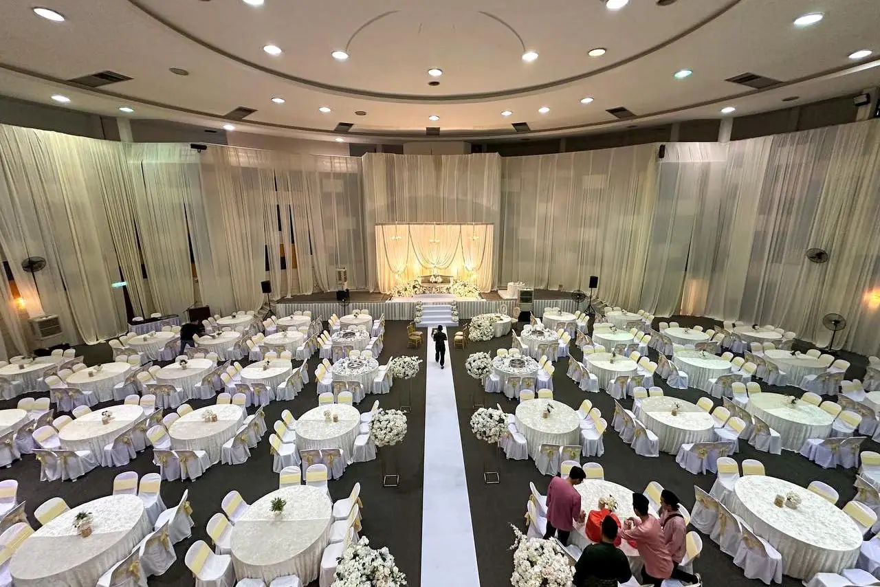 KT Dewan D'Lavender Bukit Damansara Kuala Lumpur Static wedding and events ad: Showcase ad for 𝗣𝗥𝗢𝗠𝗢𝗦𝗜 𝗔𝗞𝗛𝗜𝗥 𝗧𝗔𝗛𝗨𝗡 𝟮𝟬𝟮𝟰